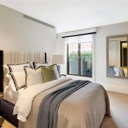 Mc Apartments Brentford Bagian luar foto